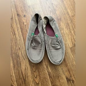 Sanuk Slip Ons